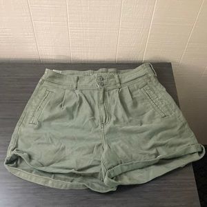 American Eagle Outfitters Sz 12 Khaki Green Stretch Shorts